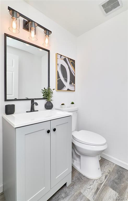 Rossridge Twnhs Condo - Residential