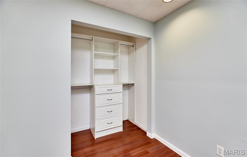 Hawks View Estates - Residential Lease