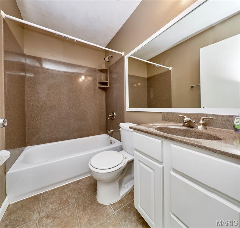 Hawks View Estates - Residential Lease