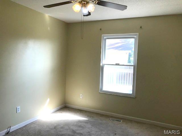 COUNTRY OAKS - Residential Lease