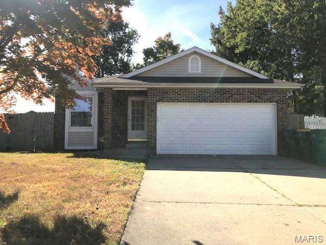 COUNTRY OAKS - Residential Lease