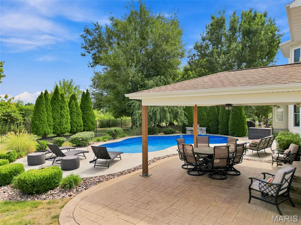 Vlgs At Dardenne Prairie - Residential