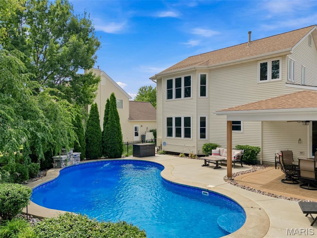 Vlgs At Dardenne Prairie - Residential