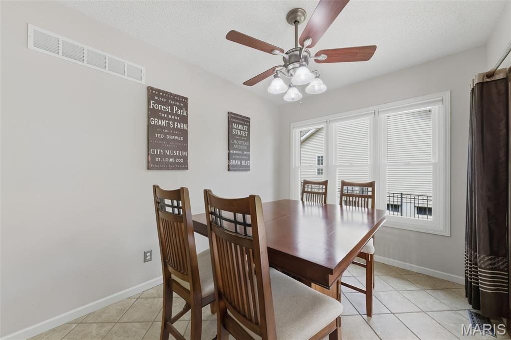 Vlgs At Dardenne Prairie - Residential
