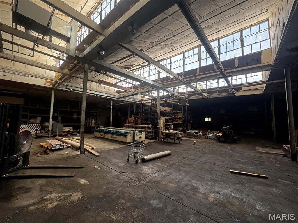 Penrose Add - Commercial Sale