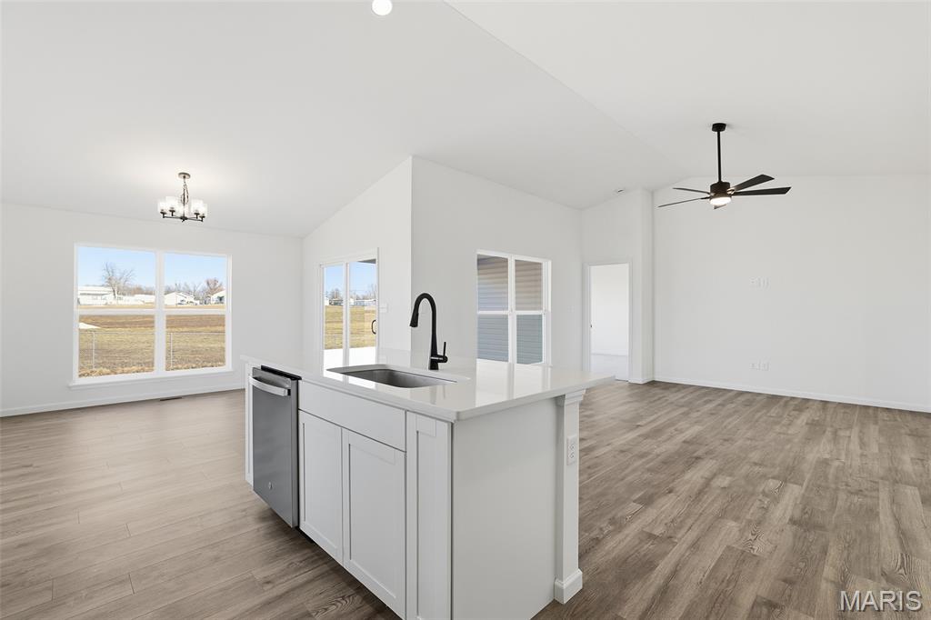 Bella Terra 20 - Residential