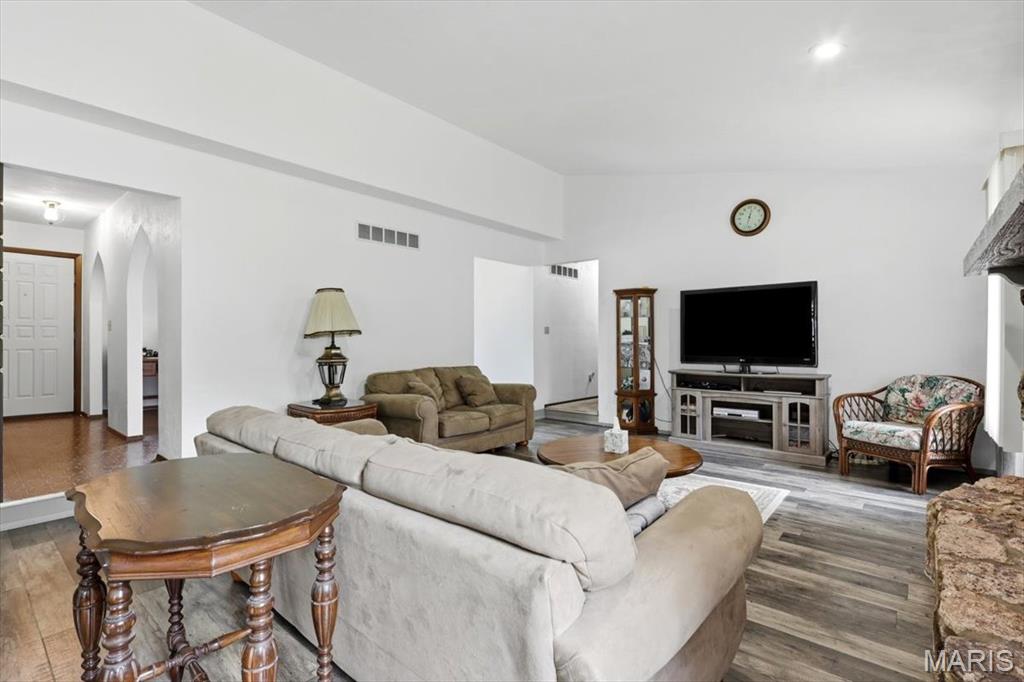 Woodbriar #1 - Residential