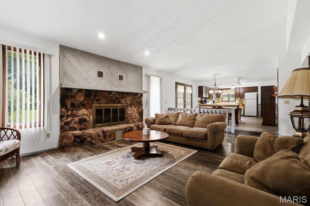 Woodbriar #1 - Residential