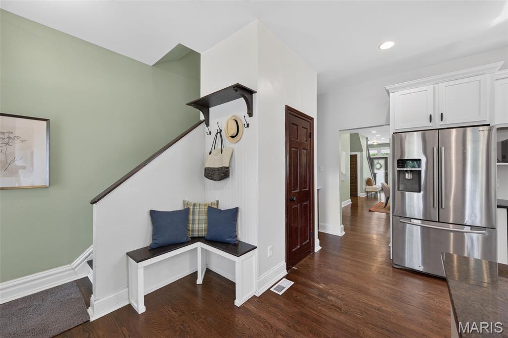 Nicholsons Add 01 - Residential