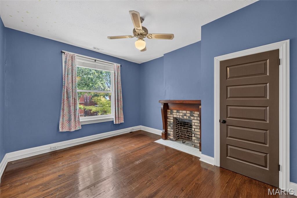 Nicholsons Add 01 - Residential