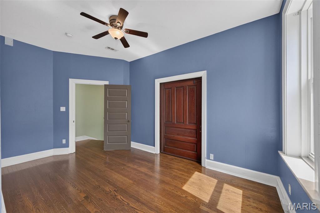 Nicholsons Add 01 - Residential
