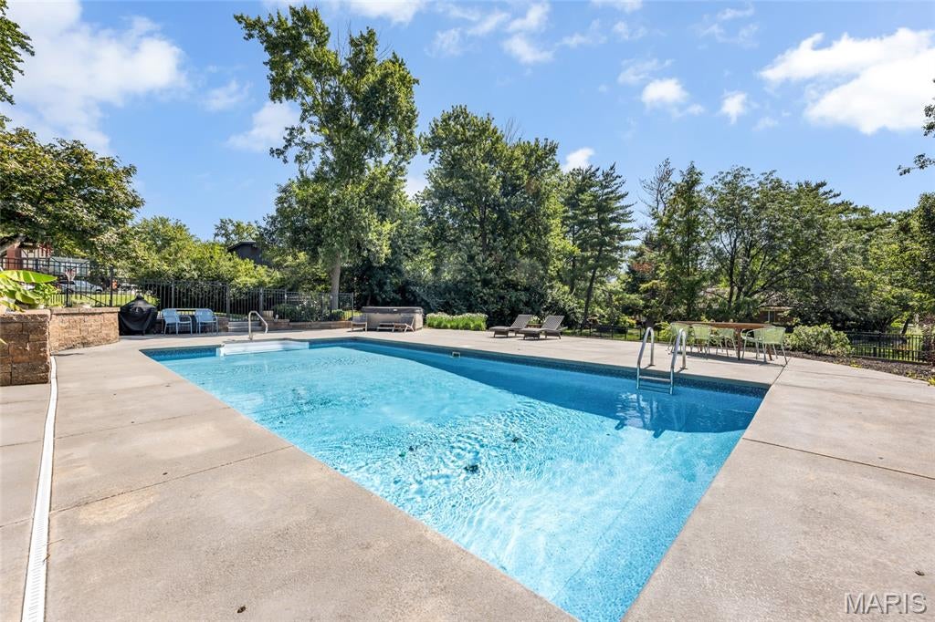 Ladue Lake Estates 2 - Residential