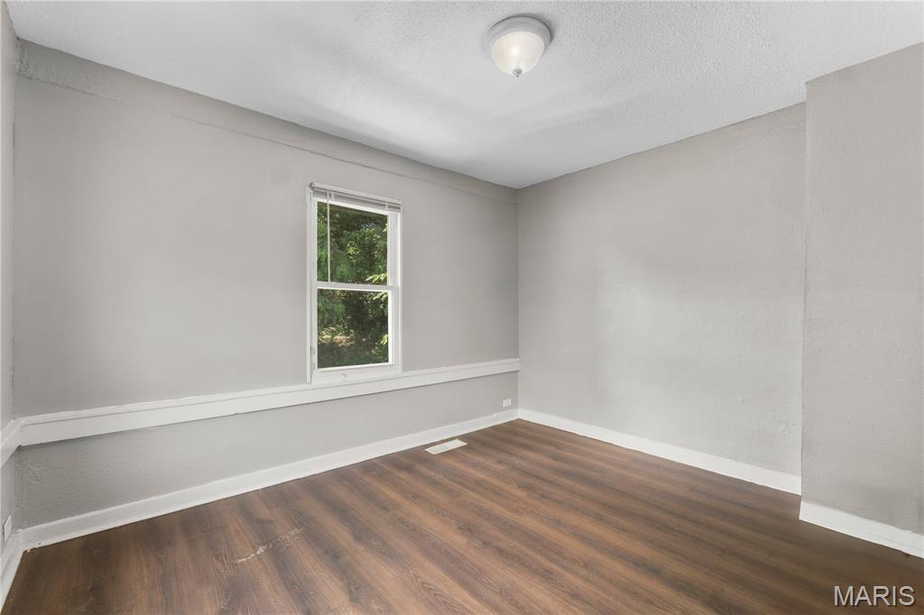 Glen Echo Park 2nd - Residential