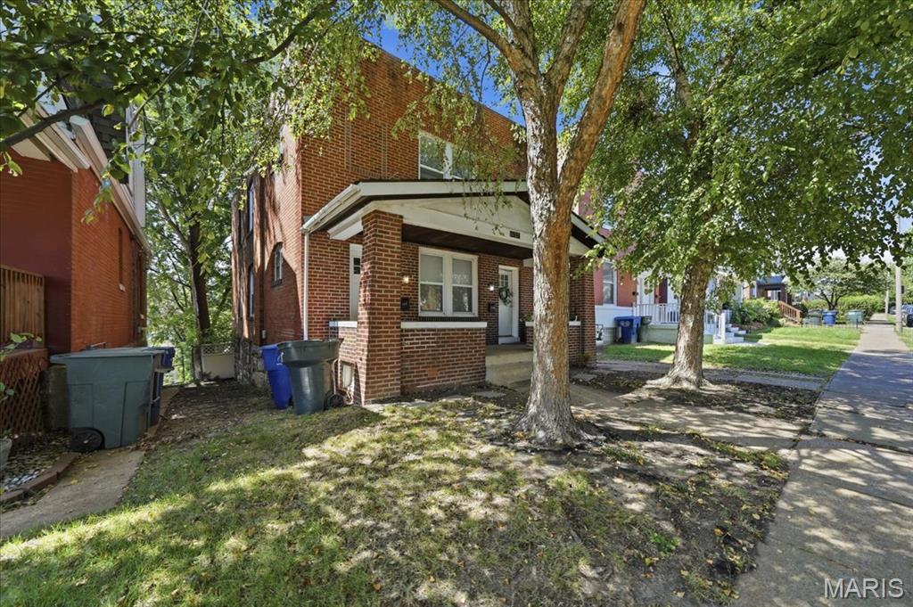 Victoria Place - Residential Income