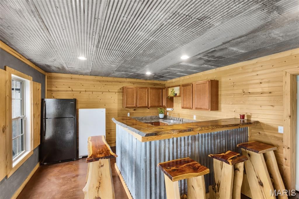 Oak Creek Estate - Residential