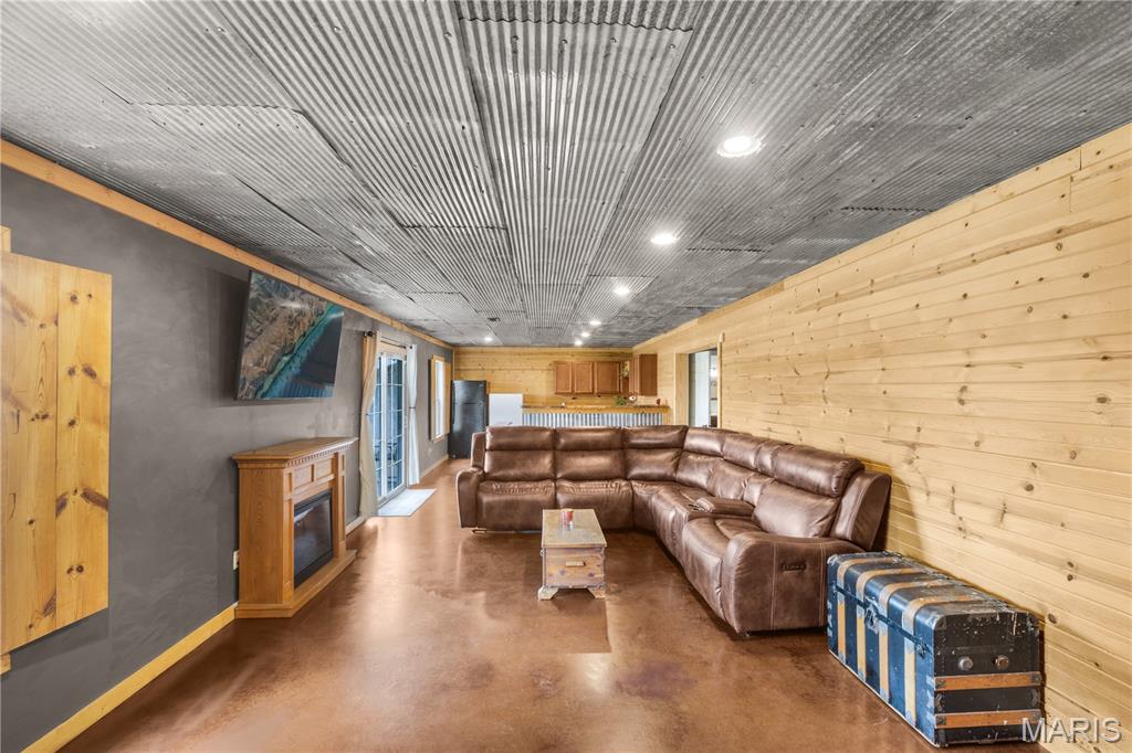 Oak Creek Estate - Residential