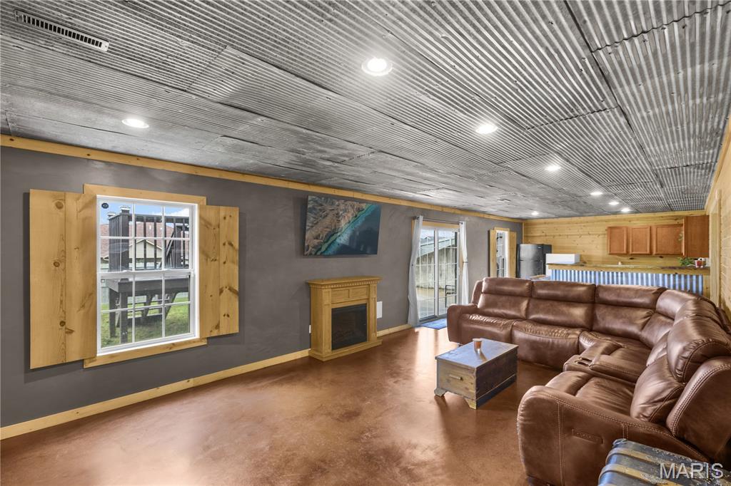 Oak Creek Estate - Residential