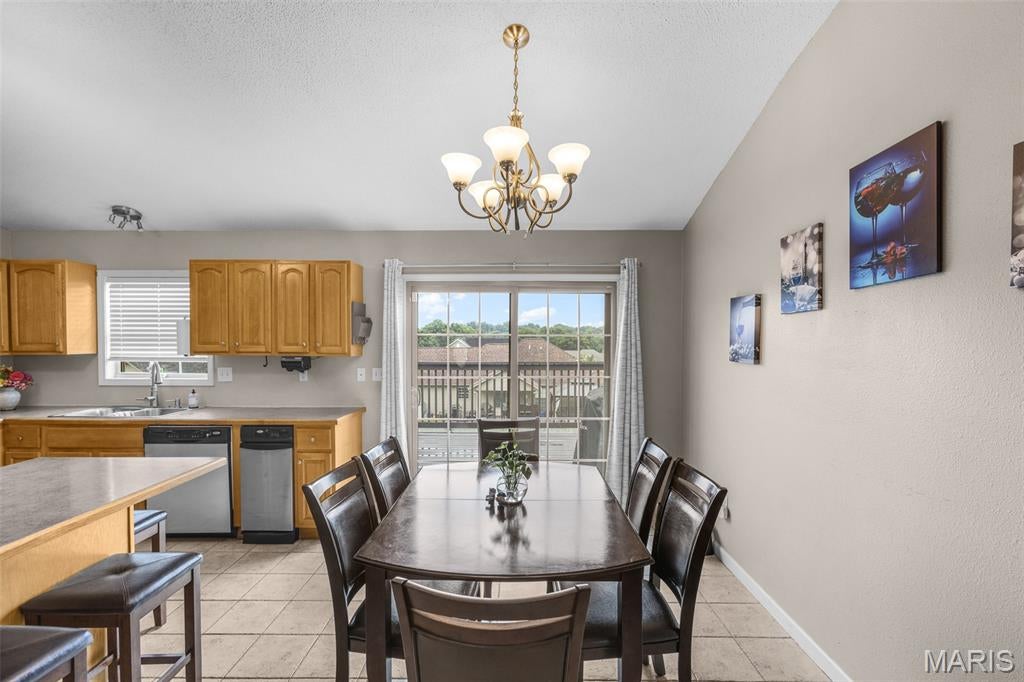 Oak Creek Estate - Residential