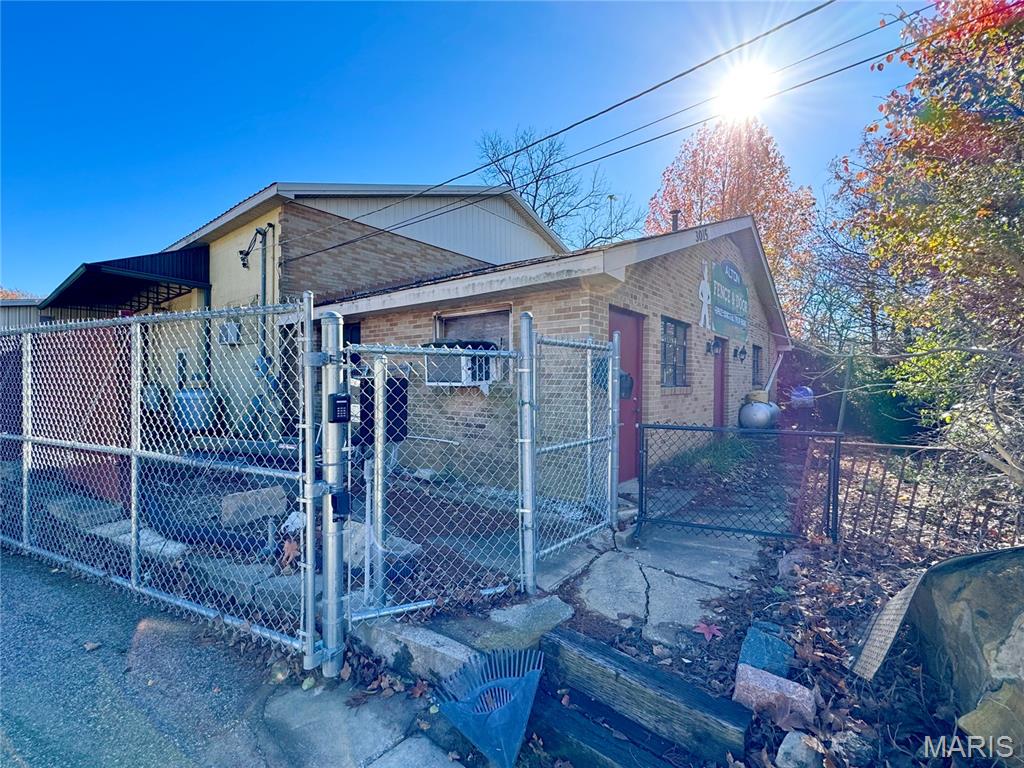 N/A - Commercial Sale