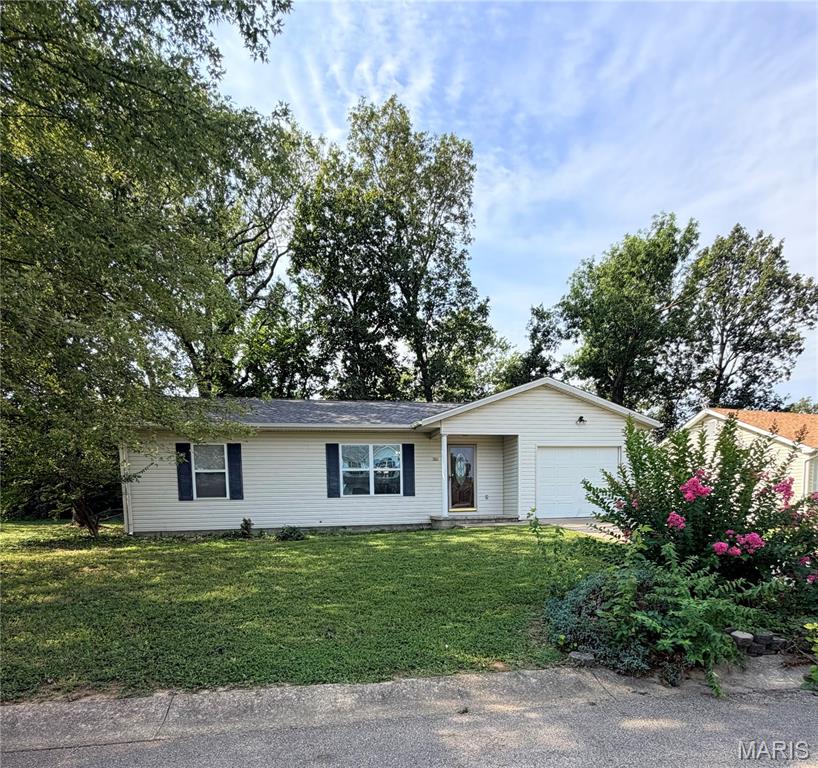 This charming one level home offers 3 bedrooms, 1 bathroom, and an attached 1-car garage with a comfortable, functional layout. A new roof was installed in May 2026, adding an important recent update to the home. Step outside to enjoy the nice sized yard with a privacy fence, offering plenty of space for relaxing, entertaining, gardening, or outdoor activities. Tucked away on a quiet court while still conveniently located near shopping, dining, schools, and other Farmington amenities. Whether you're looking for your first home, ready to downsize, or simply want the convenience of one level living, this home is ready for its next chapter. Schedule your showing today.