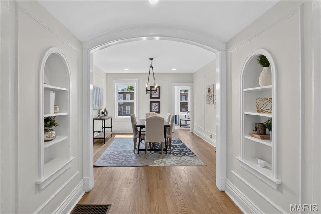 6320 Northwood Condo - Residential