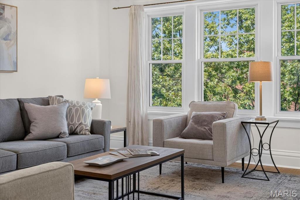 6320 Northwood Condo - Residential