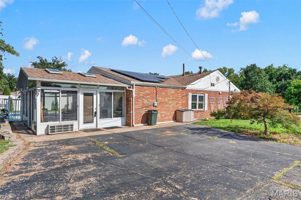 West Burdeau Lane 2 - Residential