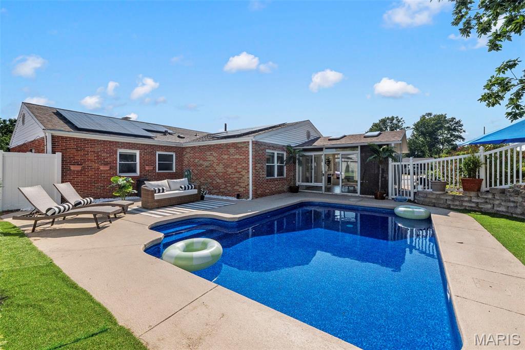 West Burdeau Lane 2 - Residential