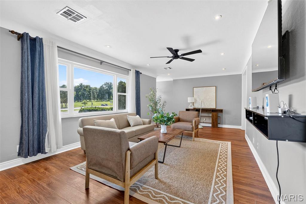 West Burdeau Lane 2 - Residential