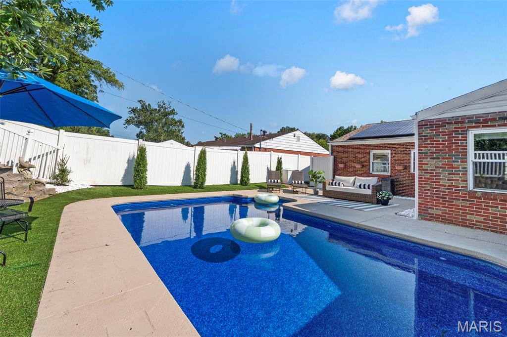 West Burdeau Lane 2 - Residential