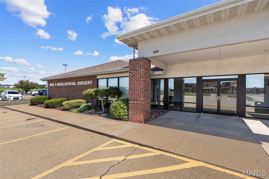 1309-1311 Maple Street Condo - Commercial Sale