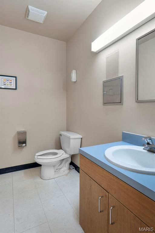 1309-1311 Maple Street Condo - Commercial Sale
