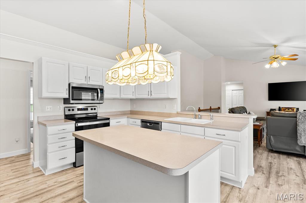 Manors At Woodfield 7th Add - Residential