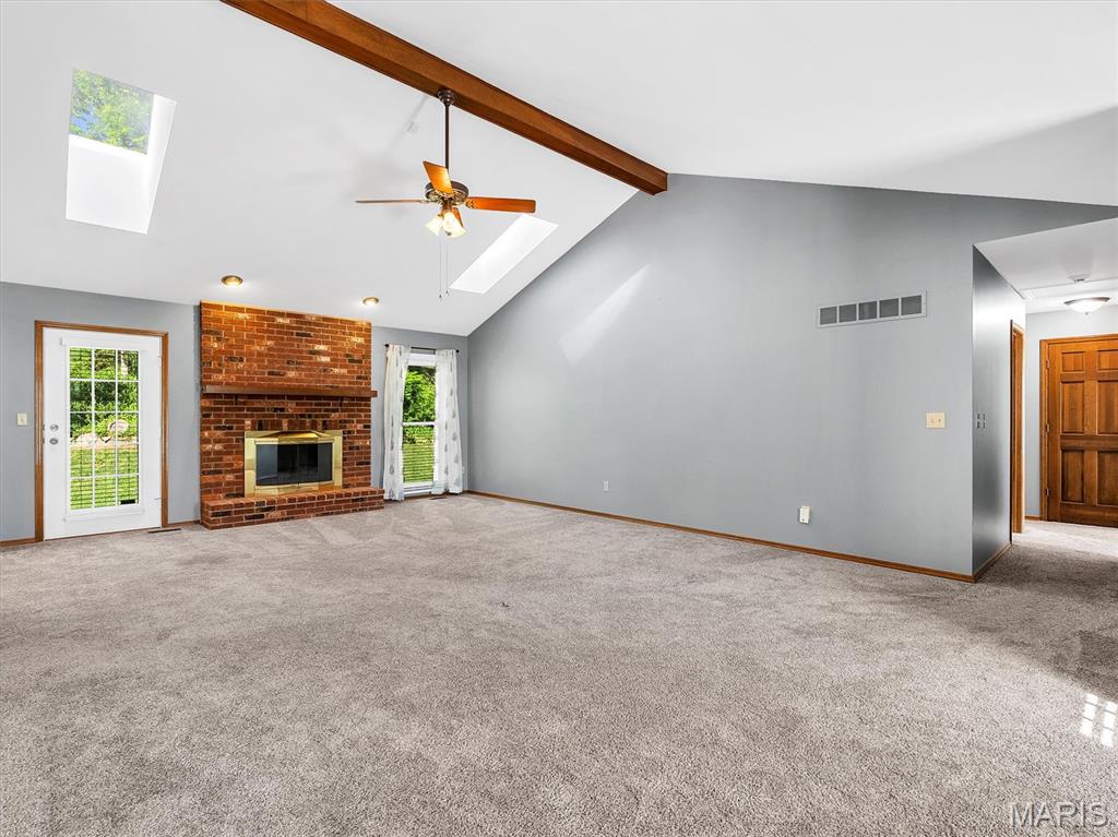 Woodfield #5 - Residential