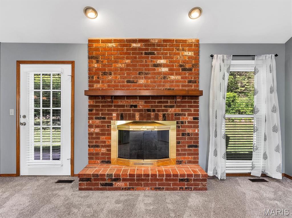 Woodfield #5 - Residential