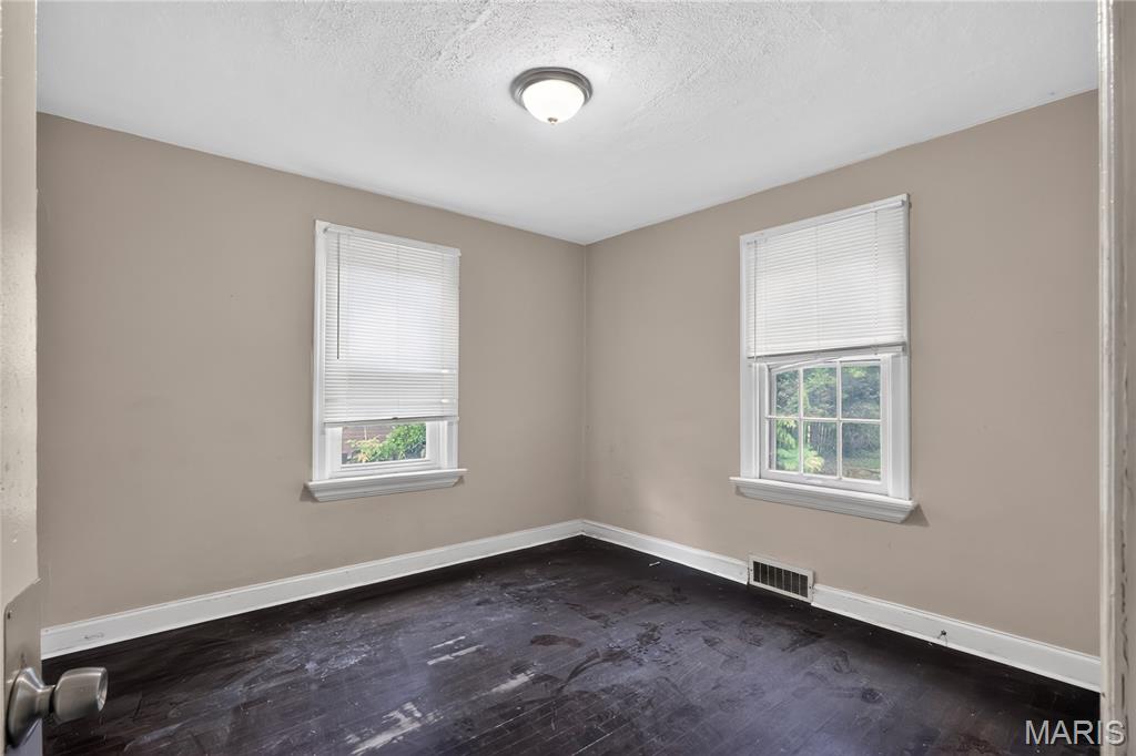 Vinita Park - Residential