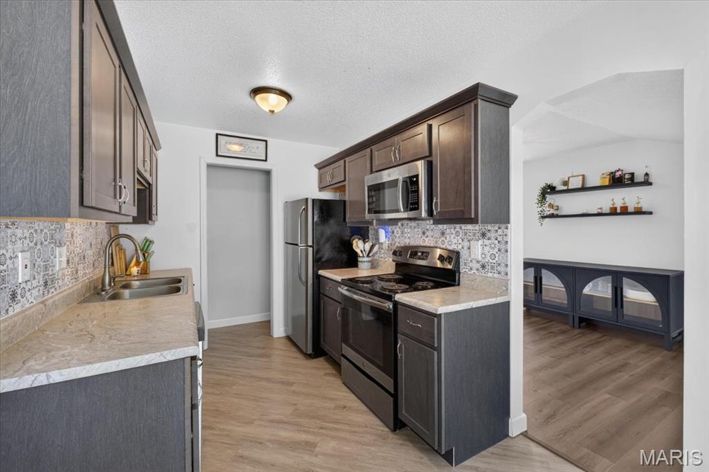Country Oaks 1st Add - Residential