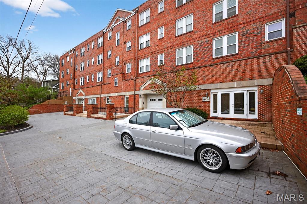 Fountain View - Residential