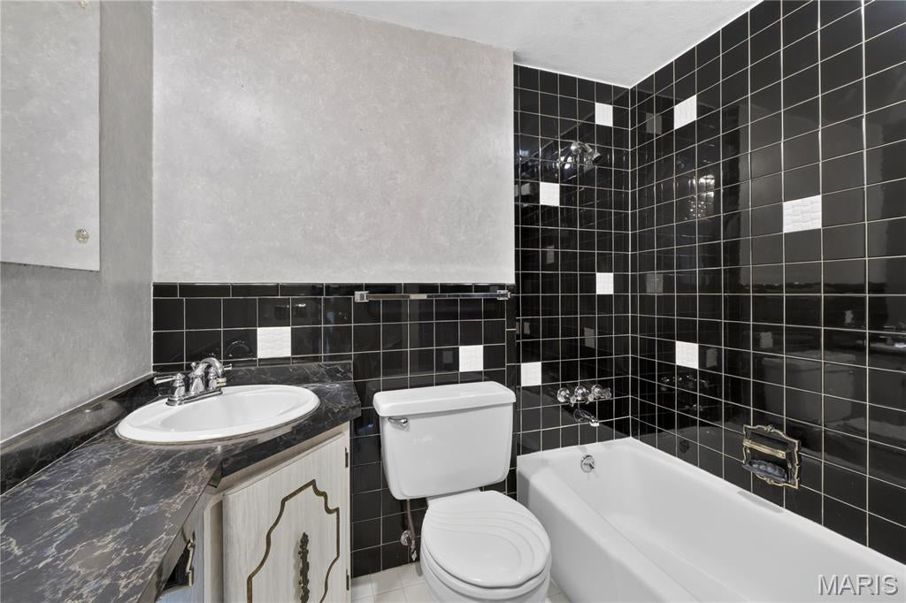 Foxboro Meadows Add - Residential