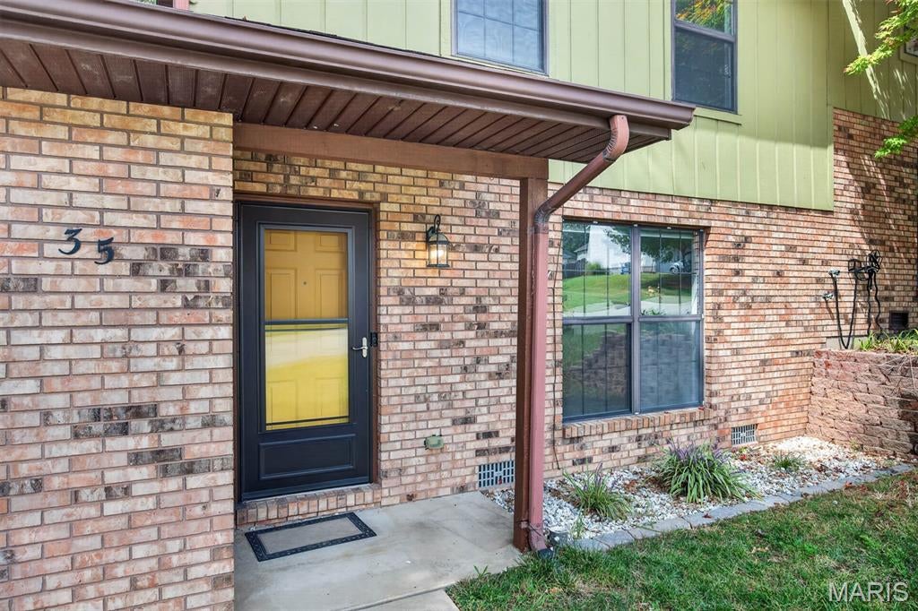 Orphan Place - Residential