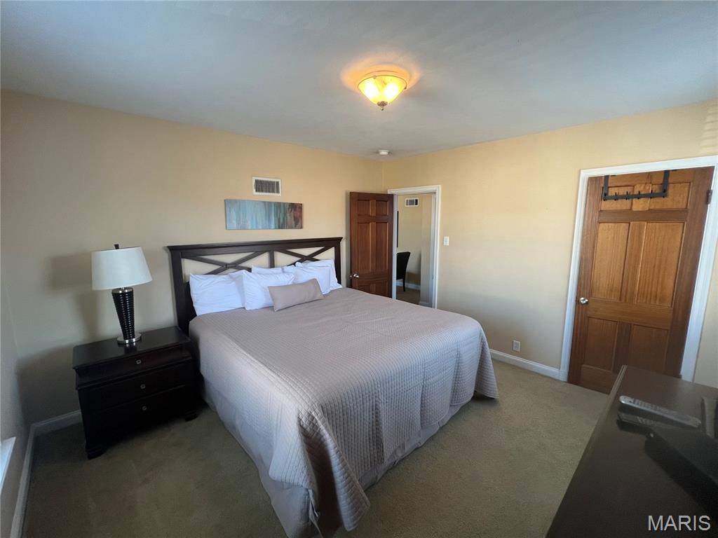 8110 Roxburgh Drive Condo - Residential Income