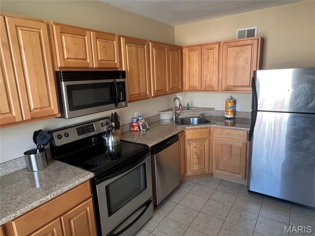 8110 Roxburgh Drive Condo - Residential Income