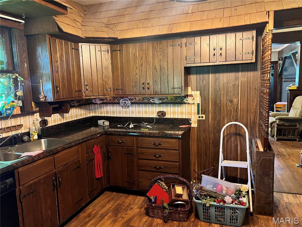 Bourquins Add - Residential
