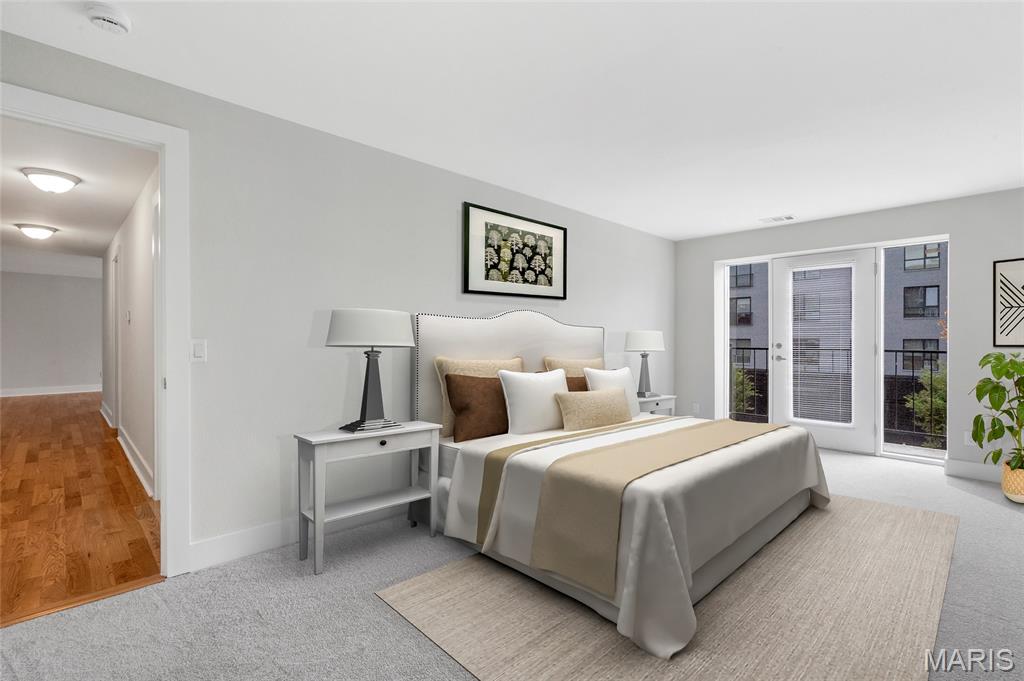 Pershing Ave Condo - Residential