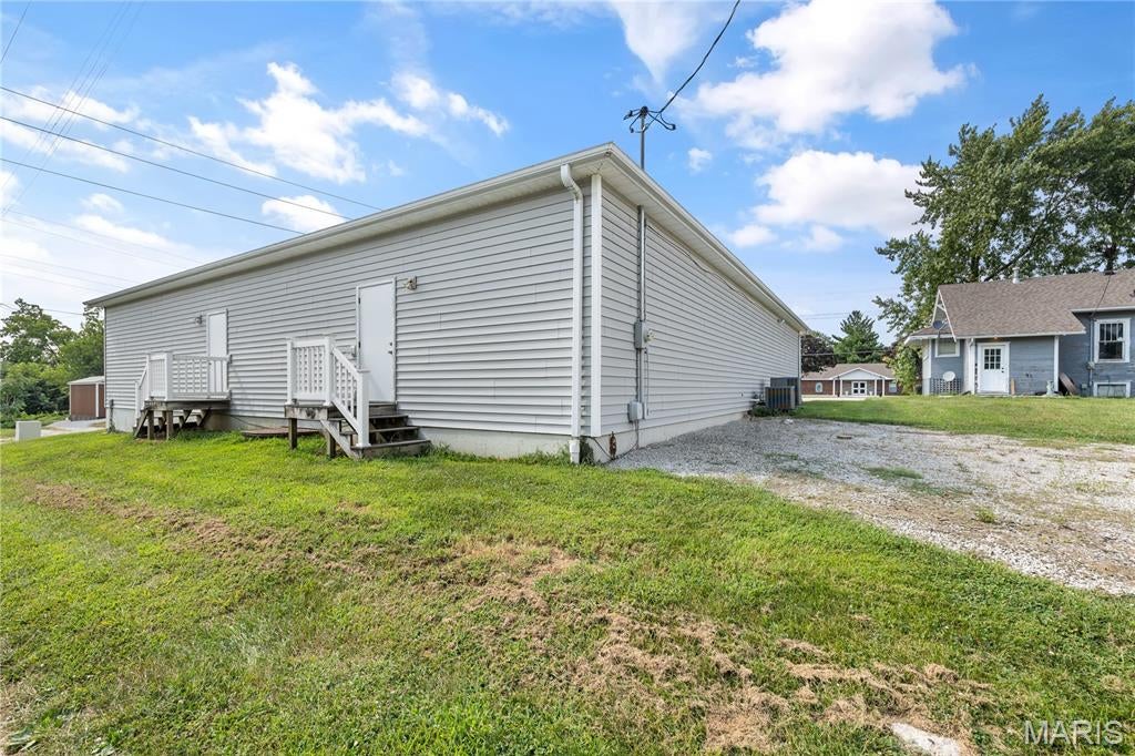 Prairie Heights - Commercial Sale