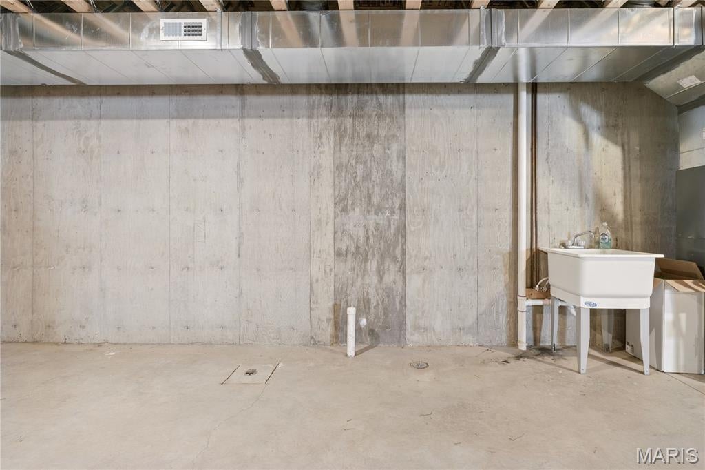 Prairie Heights - Commercial Sale