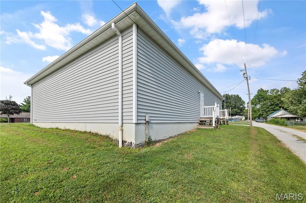 Prairie Heights - Commercial Sale