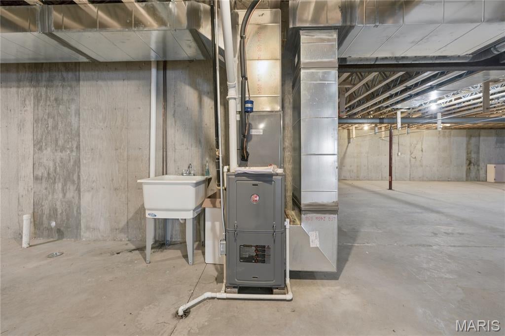 Prairie Heights - Commercial Sale
