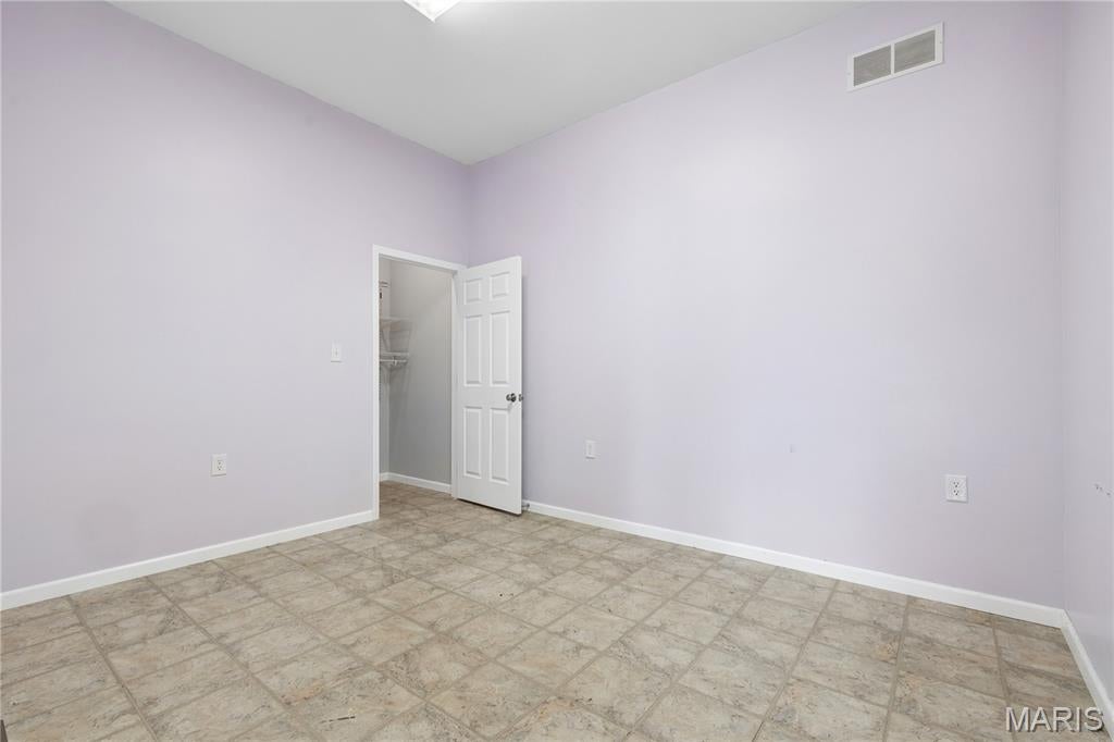 Prairie Heights - Commercial Sale