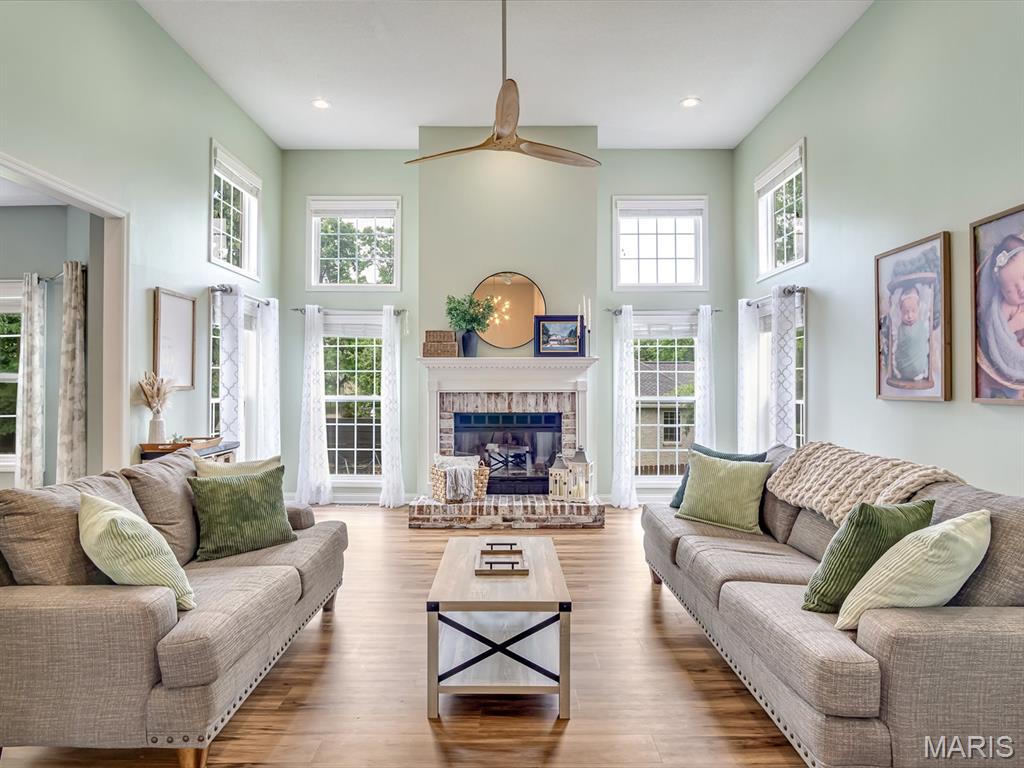 Lincoln Knolls - Residential